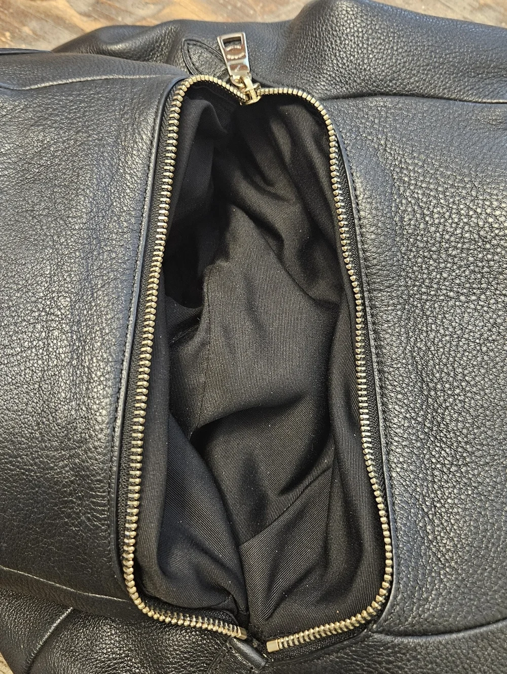 Coach Black Pebbled Leather Shoulder Bag with Gold Chain - Picture 9 of 10